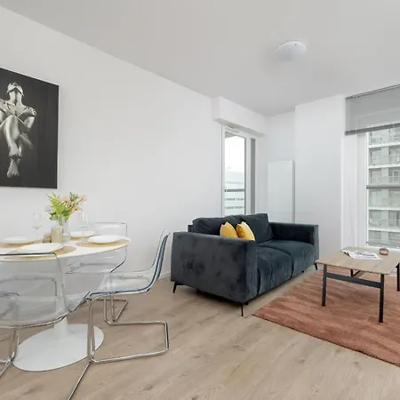 Spacious Apartment With Parking And Access To Gym And Sauna By Noclegi Renters Katowice Zewnętrze zdjęcie