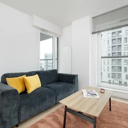 Spacious Apartment With Parking And Access To Gym And Sauna By Noclegi Renters Katowice Zewnętrze zdjęcie