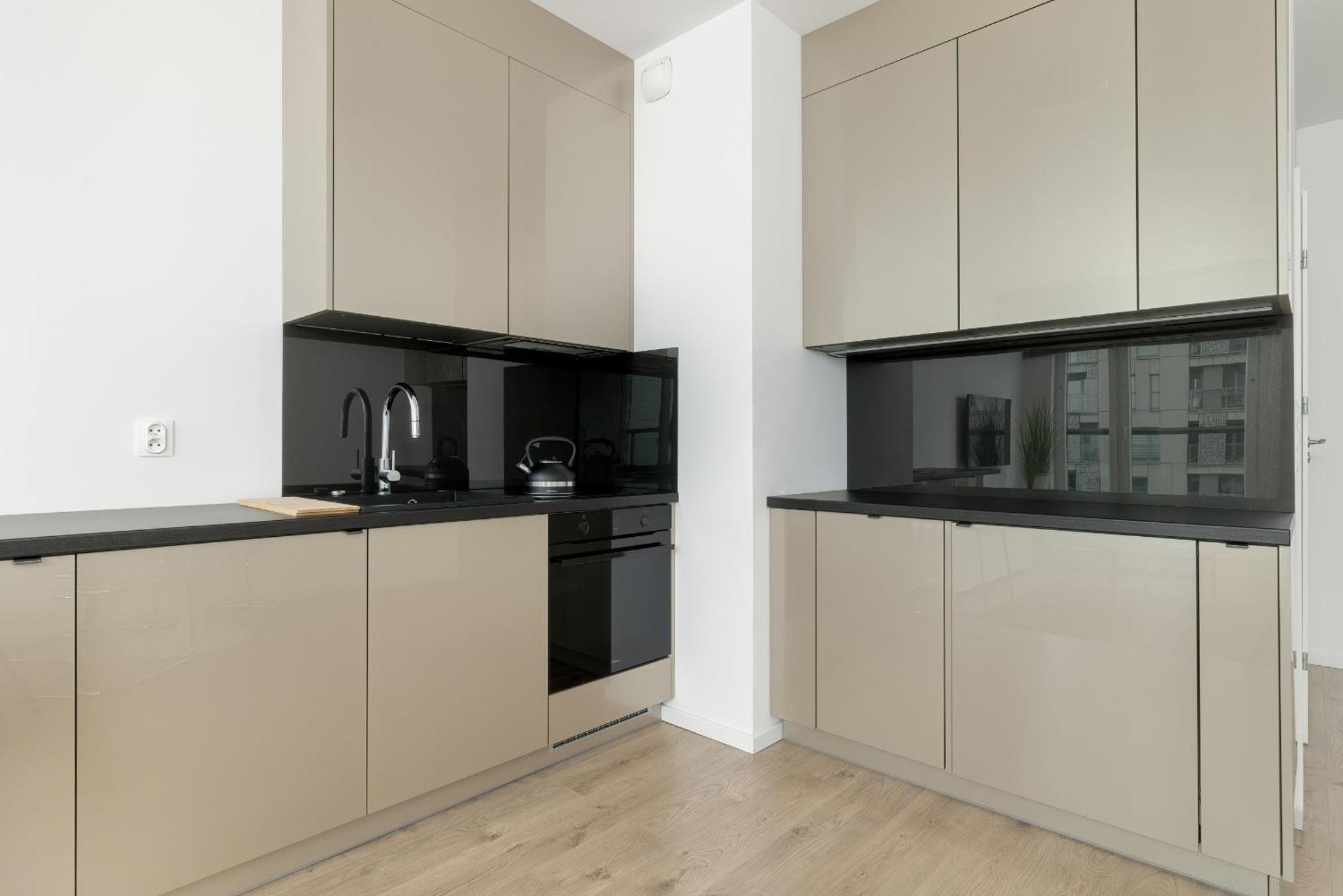 Spacious With Parking And Access To Gym And Sauna By Renters * Katowice
