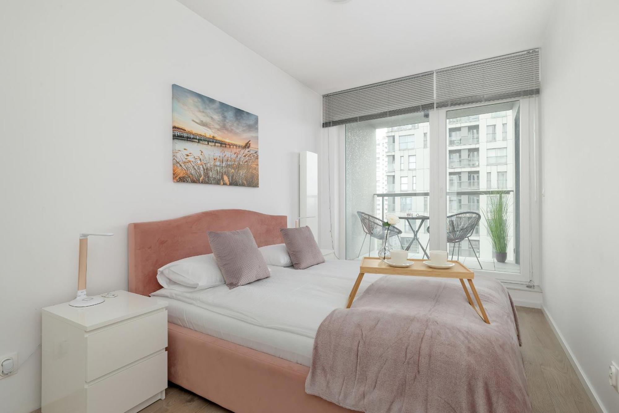 Apartment Spacious With Parking And Access To Gym And Sauna By Renters *