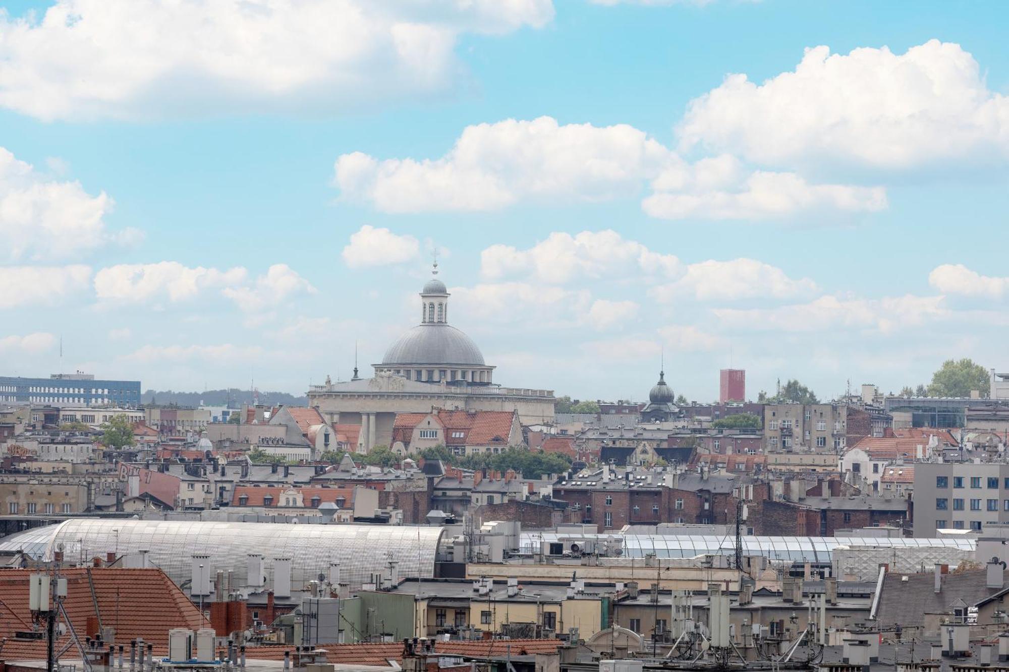 Spacious With Parking And Access To Gym And Sauna By Renters * Katowice